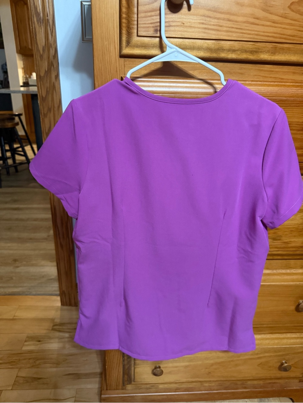 Figs ultraberry scrub top - Picture 3 of 4